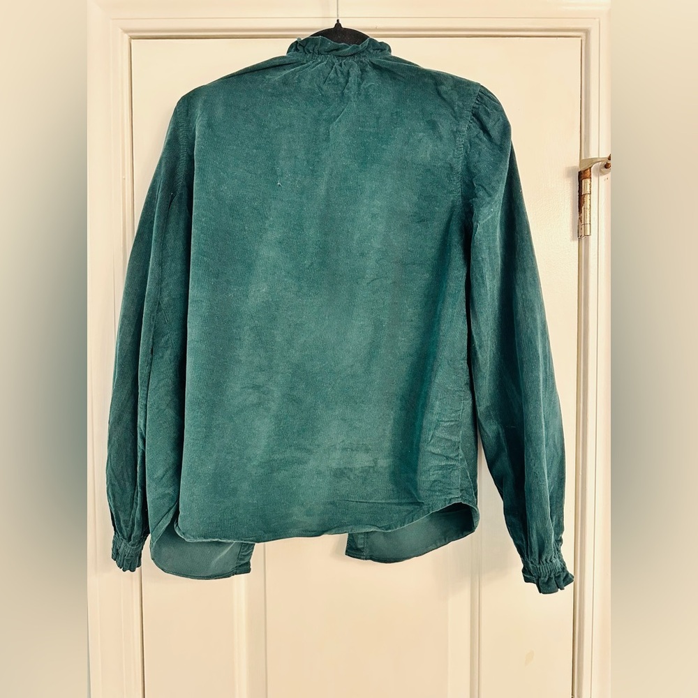 Wonderly Corduroy Button-Down Ruffled Shirt Women’s Green Size S - Picture 4 of 5